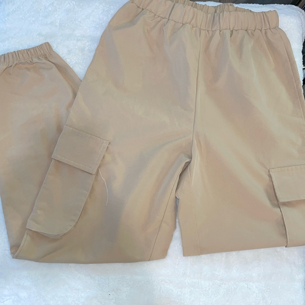 SHEIN Teen Tan Cargos